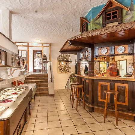 Toni's Tenne Hotel 3*